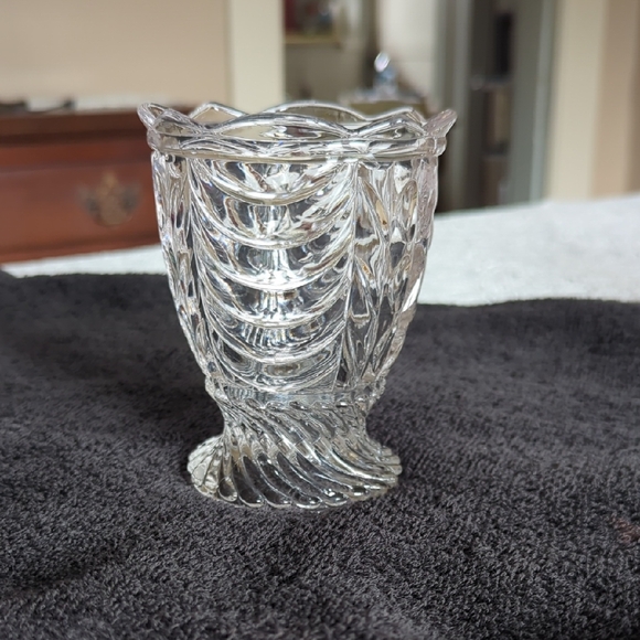 Victorian Era Pressed Glass Celery Vase c.1800s - Picture 1 of 8
